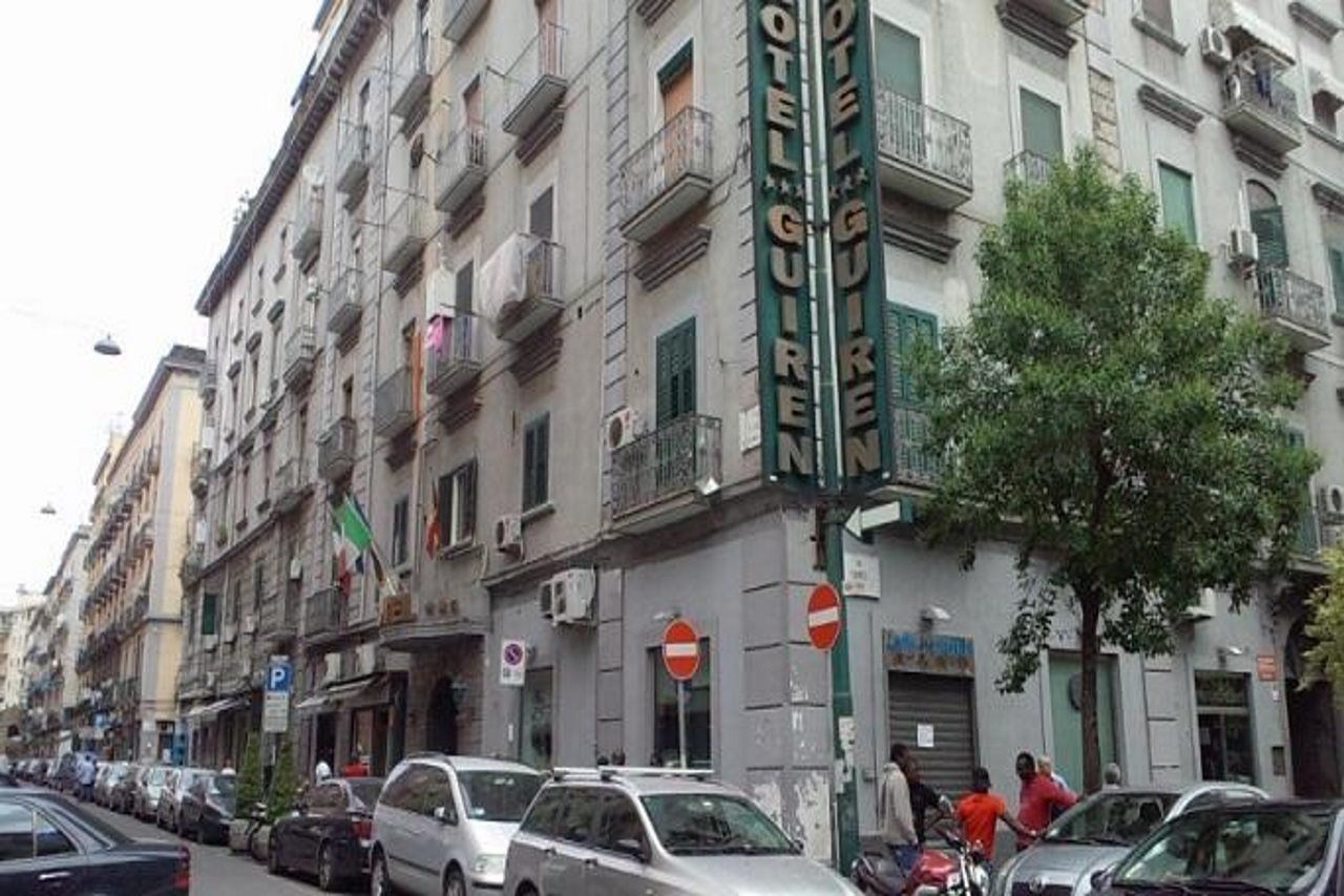 Hôtel Guiren Dal 1959 à Naples Extérieur photo